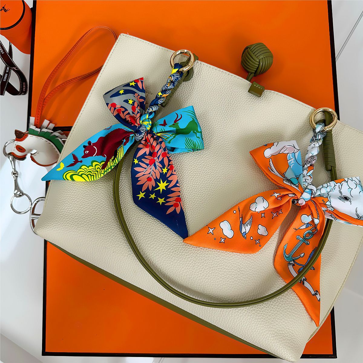 Women Bags Ysl - Charm de Bolsa Elegante com Laço